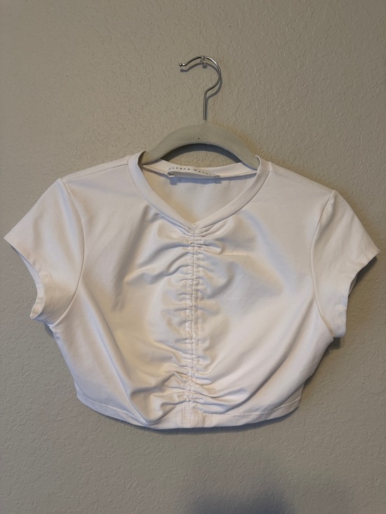 Susana Monaco Tops - Susana Monaco White Ruched Crop Top